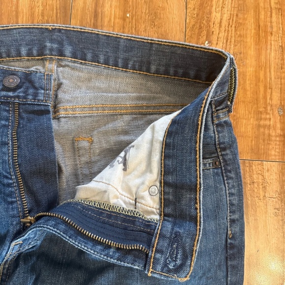 LEVIS 559 Men's Blue Relaxed Straight Fit Jeans Pants Size 31x32 - Picture 3 of 11